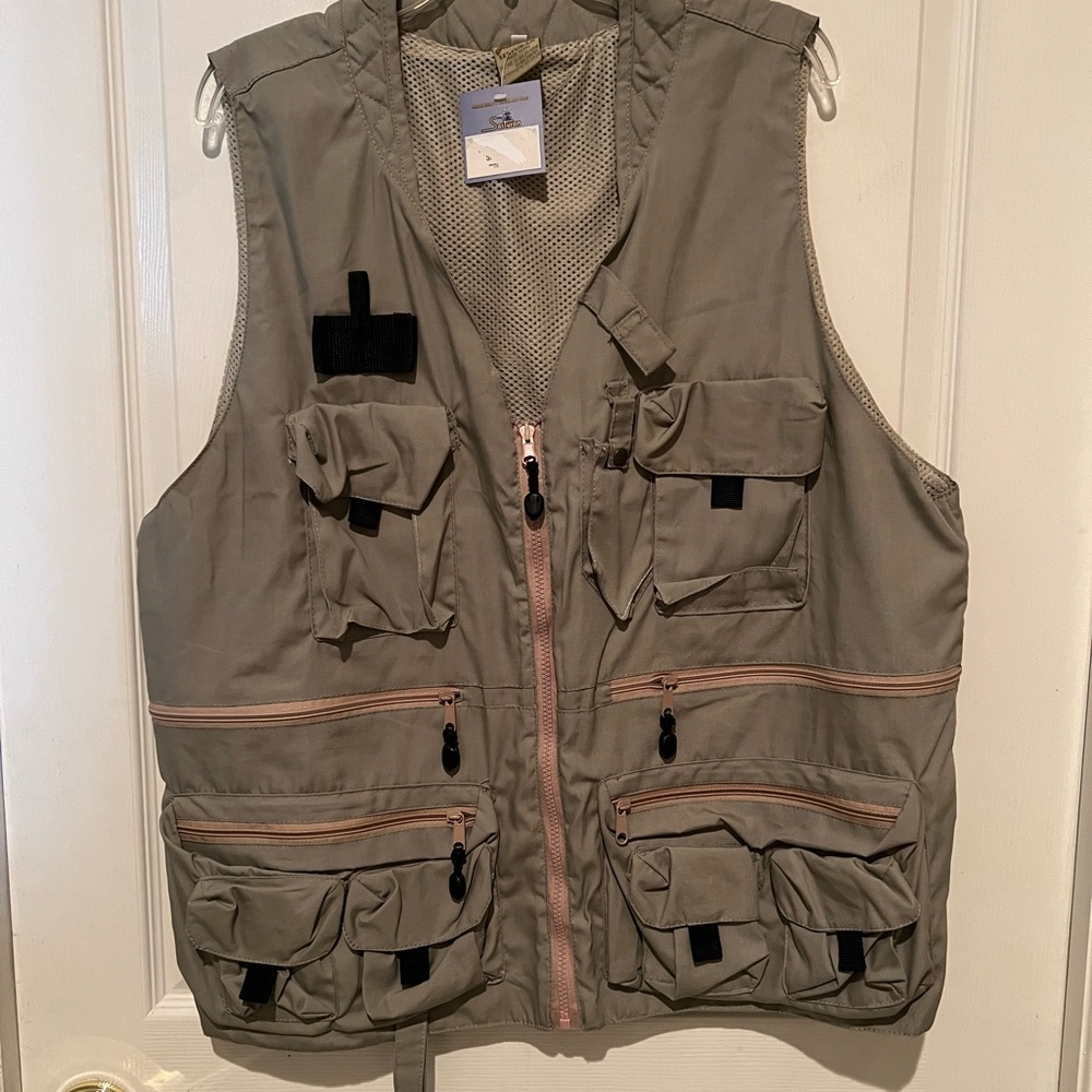 Vintage Serturan Beige Zip-Up Hiking and Fishing Sleeveless Vest, Men's XL *NWT*